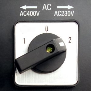 2 AZ 1-BEN GENERÁTOR - 230V / 400V